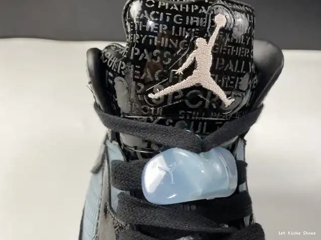 1st Kicks Jordan 633068-010 Retro AIR Doernbecher 5 0604